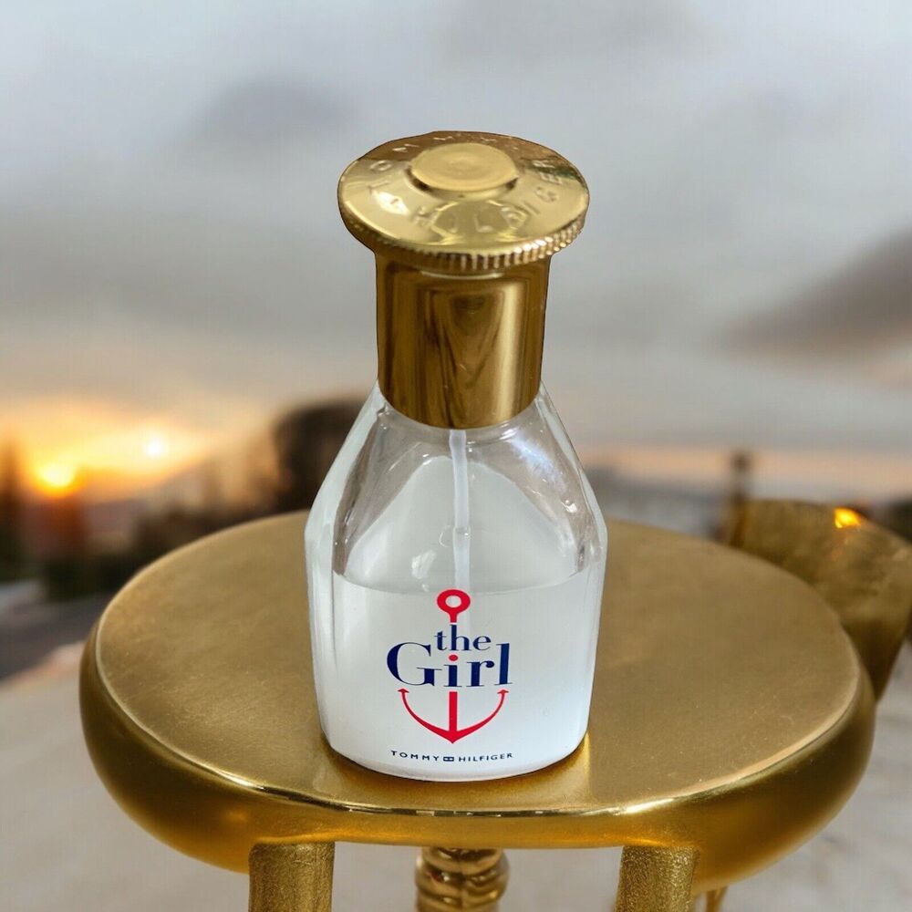 THE GIRL BY TOMMY HILFIGER EAU DE TOILETTE SPRAY 1.0 Fl oz/30 ml SPRAY TT/50%